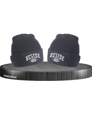 Besides You Couple Mützen