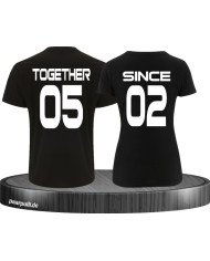 schwarzes T-Shirt bedruckt mit weiß Together since