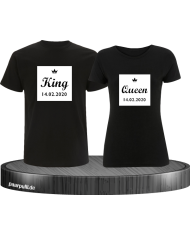 King Queen Partnerlook T Shirts im Kasten mit Wunschdatum in schwarz