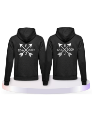Gemeinsamer Look: Arrows mit Initialen und Datum Hoodies | Paarpulli