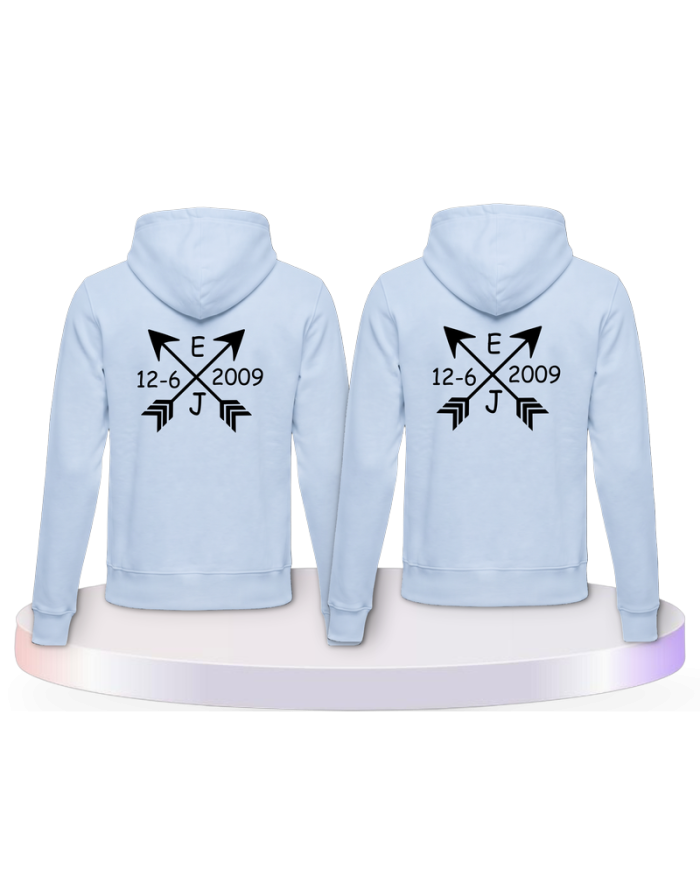 Gemeinsamer Look: Arrows mit Initialen und Datum Hoodies | Paarpulli