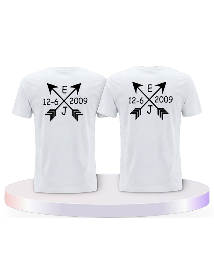 Partnerlook T-Shirts mit Arrows mit Initialien und Datum | Paarpulli