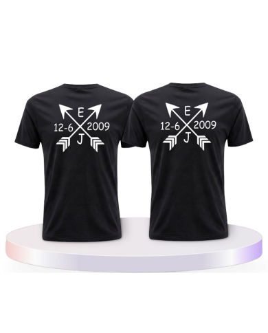 Partnerlook T-Shirts mit Arrows mit Initialien und Datum | Paarpulli