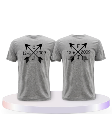 Partnerlook T-Shirts mit Arrows mit Initialien und Datum | Paarpulli