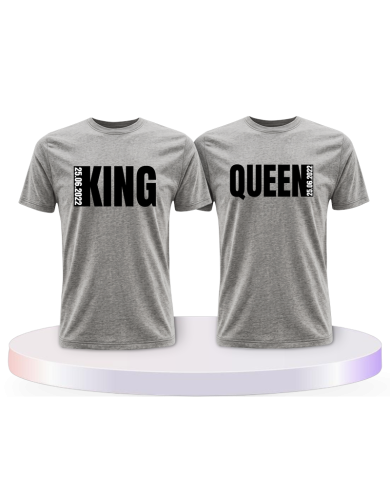 King und Queen mit seitlichem Wunschdatum Pärchen T-Shirts | Paarpulli