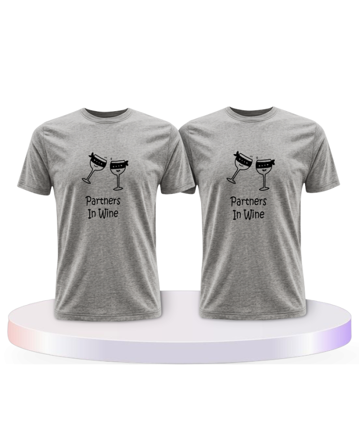 Gemeinsamer Look: in Wine T-Shirts | Paarpulli
