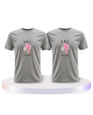 Gemeinsamer Look: Wunschdatum mit Initialen T-Shirts | Paarpulli