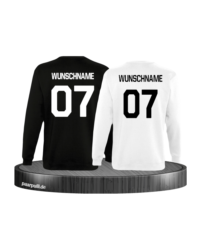 Sweatshirts bedruckt mit eigenem Wunschnamen und Wunschzahlen in schwarz weiß