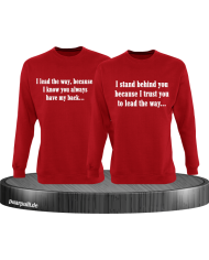 Sweatshirts für Pärchen bedruckt mit I lead the way und I stand behind you in rot