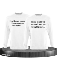 Sweatshirts für Pärchen bedruckt mit I lead the way und I stand behind you in weiß