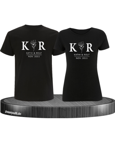 T Shirt Set mit Wunschname und Datum, mit Blumen Aufdruck in edlem Stil T Shirt Set mit Wunschname und Datum, mit Blumen Aufdruck in edlem Stil